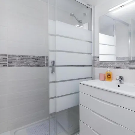 Gases 52 Apartman Torrevieja